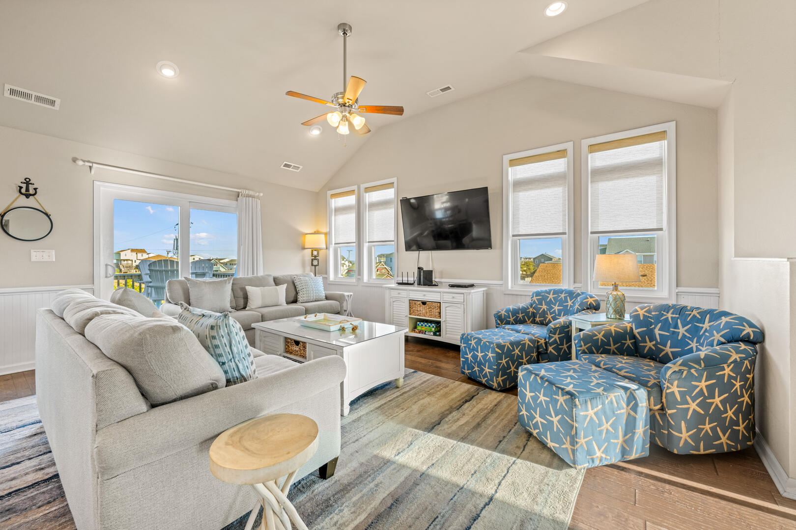 Bikini Bottom OBX Vacation Home | Kill Devil Hills Vacation